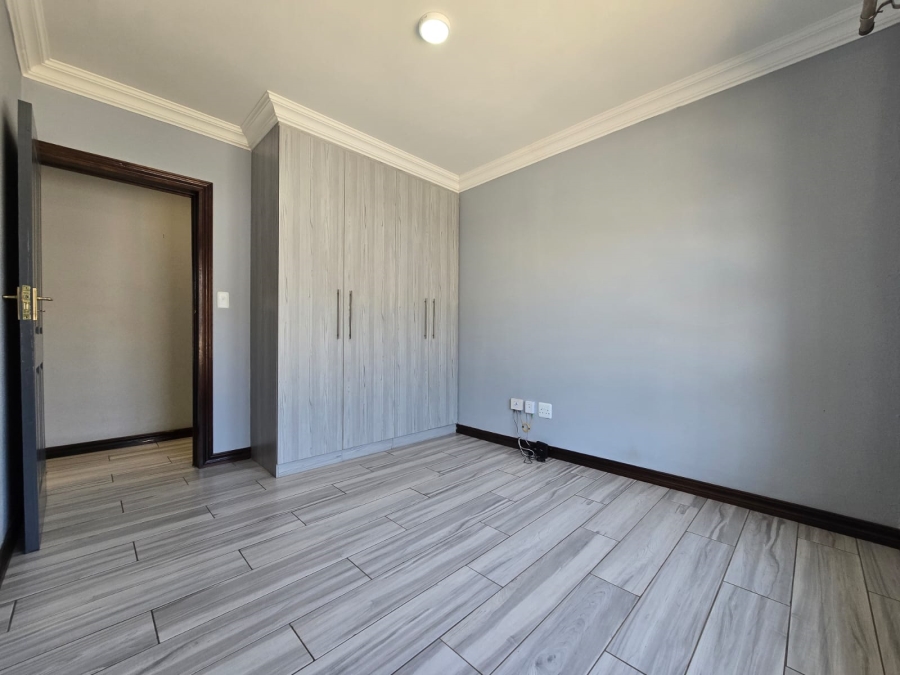 To Let 3 Bedroom Property for Rent in Melodie North West